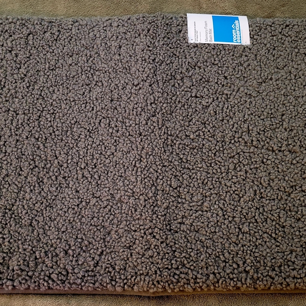 Room Essentials Memory Foam Bath Mat